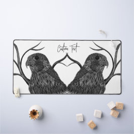 Peregrine Falcon in Baumzweigen mit Handschrift Schreibtischunterlage