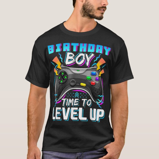 Perfect Gamer Idea On Birthday Time to Level Up Vi T-Shirt (Vorderseite)