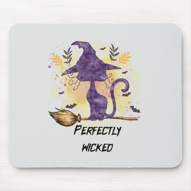 Perfekt gekickt - Schwarze Hexenkatze Mousepad (Vorne)