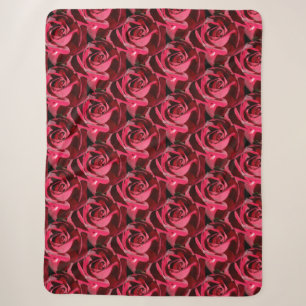 PERFEKT ROTE ROSEN SHERPADECKE