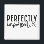 "Perfekt unvollkommen" Boho Inspiration Zitat Magnet<br><div class="desc">Feiern Sie Ihr einzigartiges Selbst mit diesem "Perfect Imperfect" inspirierenden Magneten im Boho-Stil. Dieser Magnet mit moderner handgeschriebener Typografie und sanften, erdigen Tönen verleiht Ihrem Raum eine herzliche, authentische Touch. Ideal für alle, die ihre Fehler annehmen und Stärke in der Authentizität finden. Platzieren Sie es auf Ihrem Kühlschrank, auf Ihrem...</div>