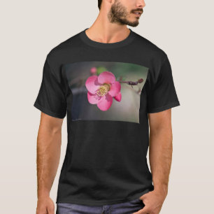 Perfekte rosa Blütenruhe T-Shirt