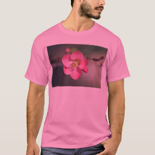 Perfekte rosa Blütenruhe T-Shirt