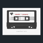 Perfekter Mix - Mix-Tape-Save the Date-Karte Save The Date<br><div class="desc">Mit dieser inspirierten "Mix-Band"-Save the Date Karte können Sie Ihren großen Tag stilvoll verkünden. Passen Sie die Karte an, indem Sie Ihre Namen auf der Vorderseite drucken. Stellen Sie sicher, dass Sie Ihren Standort und Ihre Hochzeitswebsite auf der Rückseite einschließen. Um die Farben anzupassen, klicken Sie oben auf die orange...</div>