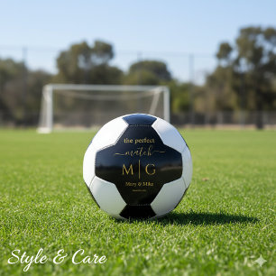 Perfektes passendes monogrammiertes Paarname Schwa Fußball