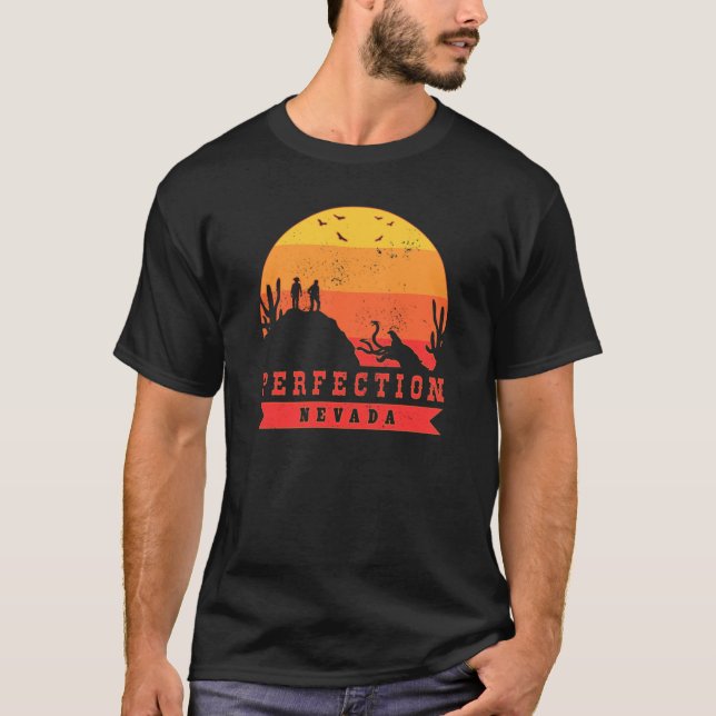 Perfektion, Nevada - Geschenkartikeldesign T-Shirt (Vorderseite)