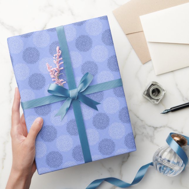 Periwinkle Floral Packpapier (Schenken)