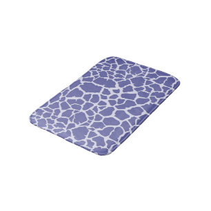 Periwinkle Giraffe Print Badematte