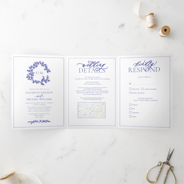 Periwinkle Leafy Wappen Monogram Wedding Dreifach Gefaltete Einladung (Innenseite)