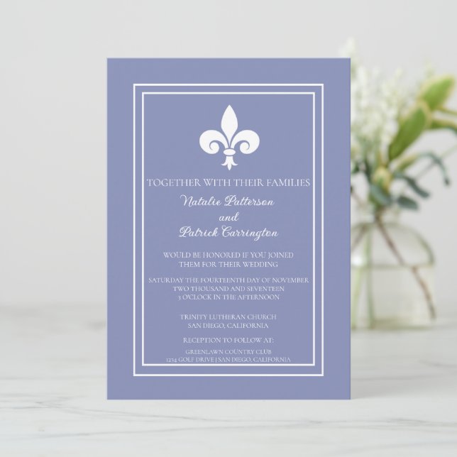 Periwinkle Lilie Wedding Einladung (Stehend Vorderseite)