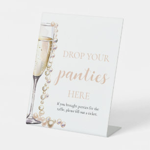 Perlen und Prosecco Unterlassen Sie Ihre Panties-S Sockelschild