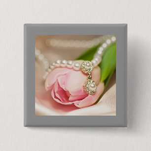 Perlen und Tulpe-Knopf Button