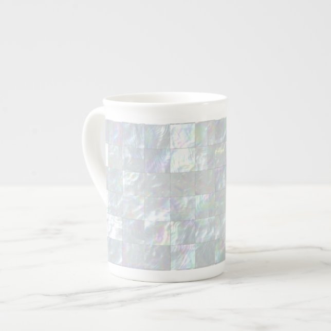 Perlmuttmosaik Prozellantasse (Vorderseite Links)