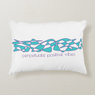 Perpetuate Positive Vibes Aquamarin und Lila Dekokissen