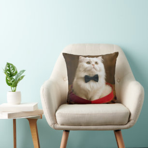 Perserkatze in einer Herzbonbonschachtel Kissen
