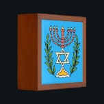 Persian Magen David Menorah Stifthalter<br><div class="desc">Dieses Bild wurde aus einer antiken persischen jüdischen Fliese mit einer Menorah mit einem Magen David (Stern von David) gerahmt von Olivenzweigen. Die Unvollkommenheiten des originalen, handbemalten Bildes wurden bewahrt.</div>
