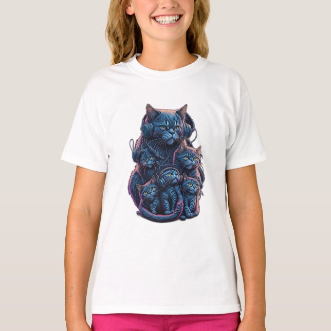 Persische Katze mit Kitten spielen mit TNT T-Shirt (Vorderseite)
