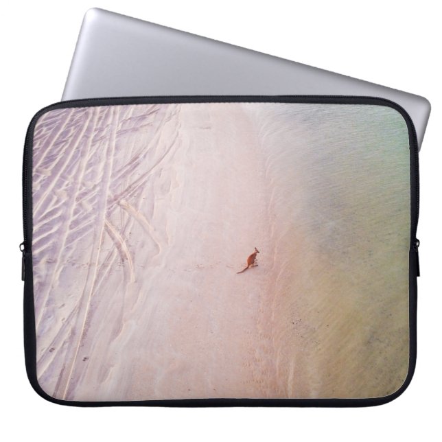 PERSON AM STRAND LAPTOPSCHUTZHÜLLE (Vorderseite)