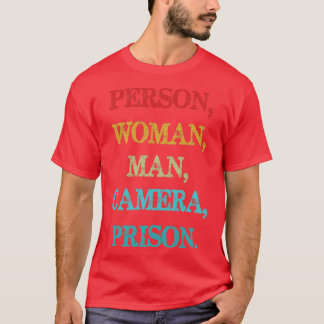 Person Frau Mann Kamera Fernsehgefängnis gestört R T-Shirt