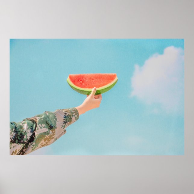 Person mit Wassermelone in Scheiben Poster (Vorne)