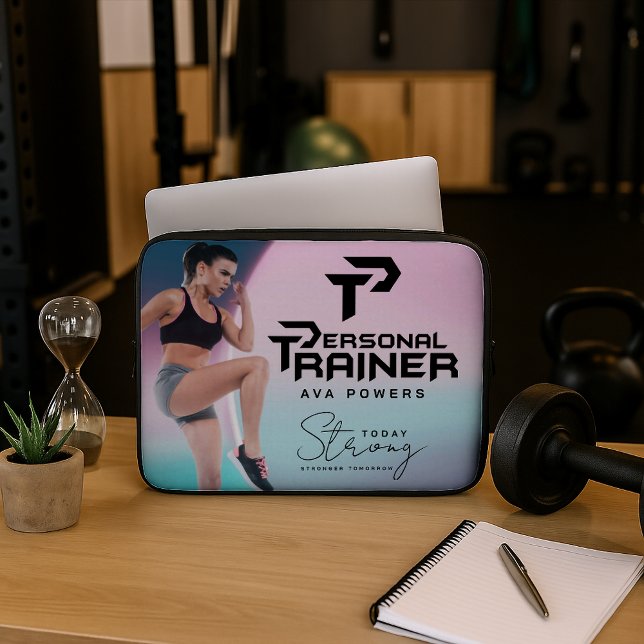 Personal Trainer Personalisiert Laptopschutzhülle (Von Creator hochgeladen)