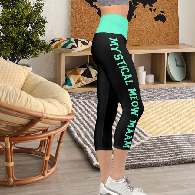 Personalisieren Green Blue Black Cat Themed Funny  Capri Leggings (Von Creator hochgeladen)