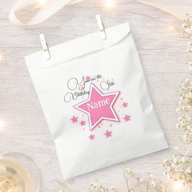 Personalisieren mit einem STAR-Papier Geschenktütchen (Ausgeschnitten)