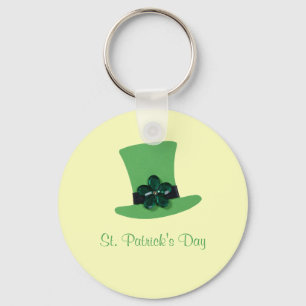 Personalisieren Sie den grünen Hut für St. Patrick Schlüsselanhänger