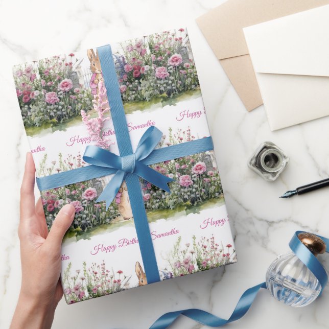 Personalisieren Sie den Namen Peter der Rabbit Pin Geschenkpapier (Schenken)