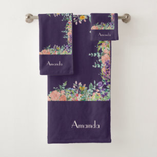 Personalisieren Sie die Blumengrenze im Lila Hinte Badhandtuch Set