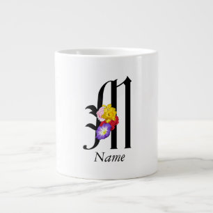 Personalisieren Sie die florale Monogramm M + Name Jumbo-Tasse