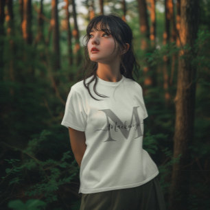 Personalisieren Sie Monogramm Initialname Weiblich T-Shirt