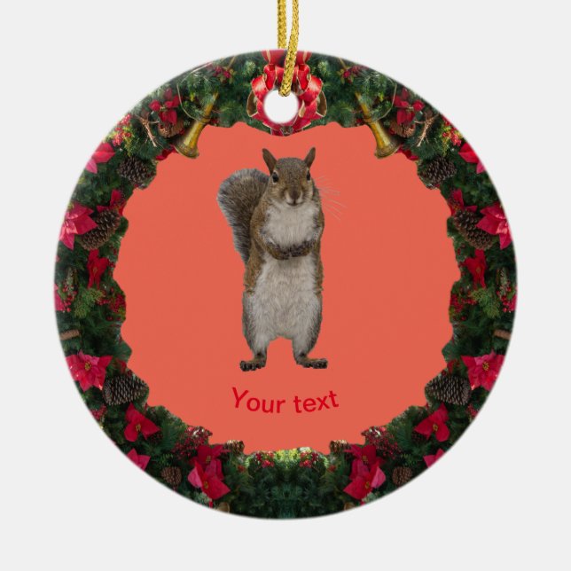 Personalisieren Sie niedliches Eichhörnchen im Wei Keramik Ornament (Vorne)