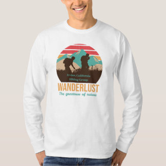 Personalisieren Sie Vintage Sunset Mountain Wander T-Shirt