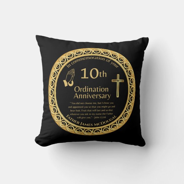 Personalisiert 10. Ordination Jubiläum Priester Th Kissen (Vorderseite)