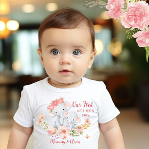 Personalisiert Baby First Mother's Day Elephant T-shirt