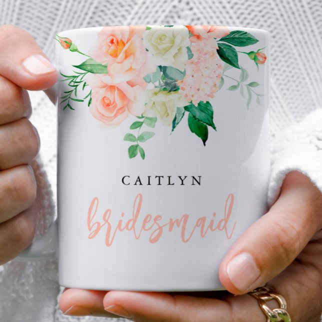 Personalisiert Blush Floral Bridesmaid Tasse (Von Creator hochgeladen)