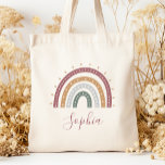 Personalisiert Boho Mutes Earth Tones Tragetasche<br><div class="desc">Dieser Totbeutel ist mit einem Boho-Regenbogen in gedämpften Erdtönen in Grün,  Grau,  Gold und dunkler Rose ausgestattet. Personalisieren Sie es mit ihrem Namen in der Handschrift der dunklen Rose.</div>