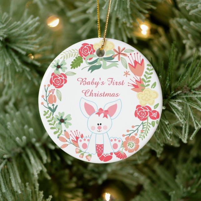 Personalisiert Bunny und Wreath Baby's 1. Weihnach Keramik Ornament (Baum)