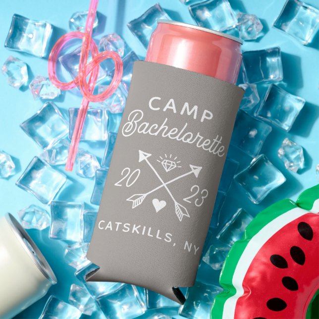Personalisiert Camp Bachelorette Bride Selters Dosenkühler (In Situ Sommer)