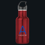 Personalisiert Einfache Rot-Blau-Anfangsbezeichnun Edelstahlflasche<br><div class="desc">Rot, Weiß und Blau Personalisierter Name und Anfangsbuchstabe Edelstahl Wasserflasche mit einer Custom Monogram in einem modernen und minimalen klassischen Sans Serif Schriftart für ein einfaches, aber raffiniertes und männliches Aussehen. Die Farbtöne und Schriftart sind in Blau und Weiß auf einer Metallflasche mit rotem Wasser abgebildet, die Farbtöne können geändert...</div>