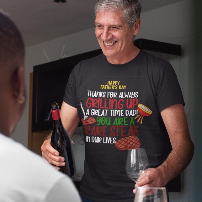 Personalisiert Funny Grill Koch Daddy T-Shirt (Von Creator hochgeladen)