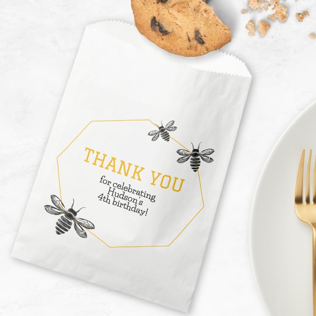 Personalisiert Gelbe Bienentag Moderner Niedliche  Geschenktütchen (Personalized Yellow Bee Day Modern Cute Birthday Favor Bag)