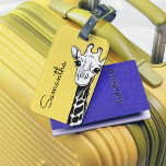 Personalisiert-Gelbe Giraffe Gepäckanhänger<br><div class="desc">Das niedliche, gelbe Giraffe-personalisierte Gepäckanhänger ist ein einzigartiges und nachdenkliches Geschenk, das für viele Gelegenheiten, einschließlich Muttertag, Abschluss, Weihnachten und Geburtstag, perfekt wäre. Es ist nicht nur eine stilvolle Art, Ihr Gepäck anzufertigen, dieses Gepäckanhänger bietet auch eine persönliche Touch, die es noch bedeutsamer macht. Der aus hochwertigen Materialien gefertigte Anhänger...</div>