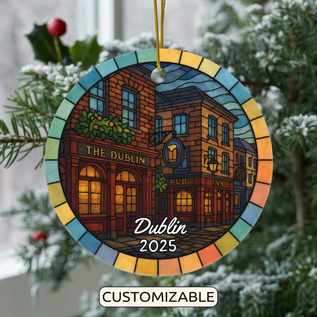 Personalisiert gestettetes Glas Dublin Irland Keramik Ornament (Von Creator hochgeladen)