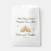 Personalisiert glücklich je nach Hochzeit