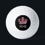 Personalisiert Golf Queen Golfball<br><div class="desc">Zeige allen,  die regieren! Die Golffeenkönigin natürlich! Kronen Sie auf einem rosa Hintergrund.</div>