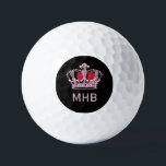 Personalisiert Golf Queen Golfball<br><div class="desc">Zeige allen, die regieren! Die Golffeenkönigin natürlich! Kronen Sie auf einem rosa Hintergrund.</div>
