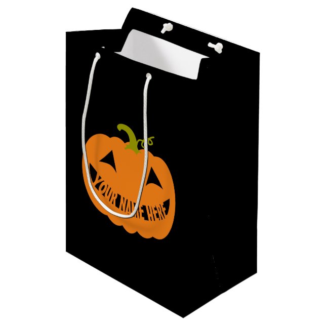 Personalisiert Halloween Pumpkin Mittlere Geschenktüte (Vorderseite Schrägansicht)