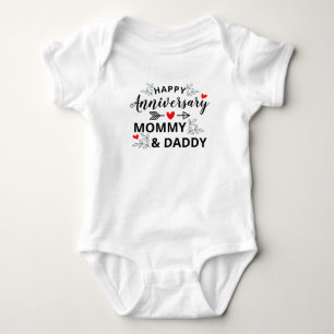 Personalisiert Happy Anniversary Mommy and Daddy Baby Strampler